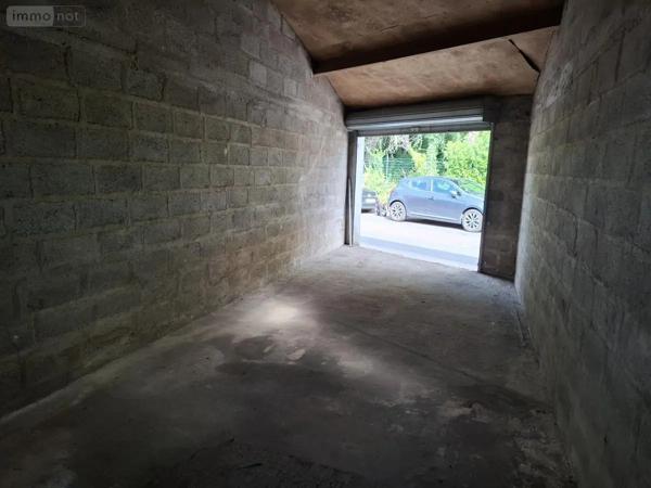 Achat - Garage et parking Saintes 17100 49 m 2 123 m 2