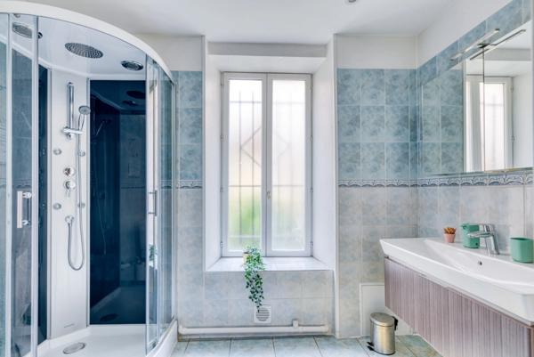 Appartement à vendre 2 pièces LYON 7EME ARRONDISSEMENT (69)