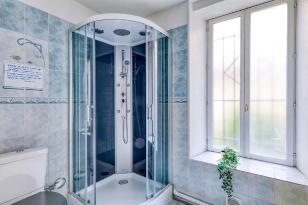 Appartement à vendre 2 pièces LYON 7EME ARRONDISSEMENT (69)