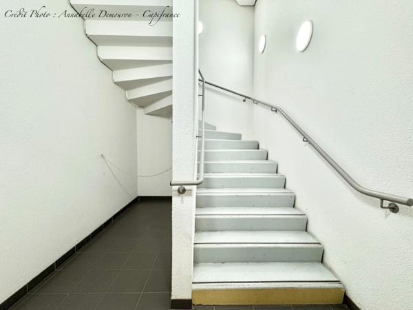 Appartement T4 CLERMONT-FERRAND quartier République / CHU Estaing, avec terrasses, cave et deux stationnements