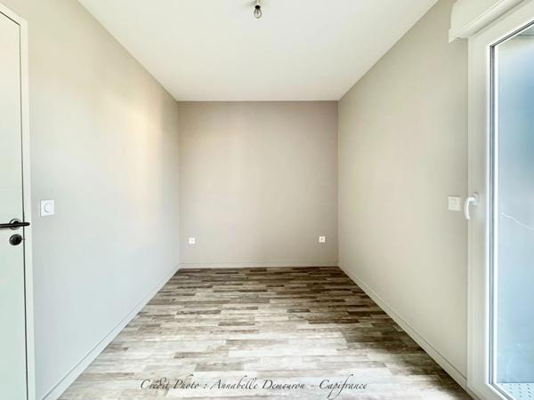 Appartement T4 CLERMONT-FERRAND quartier République / CHU Estaing, avec terrasses, cave et deux stationnements