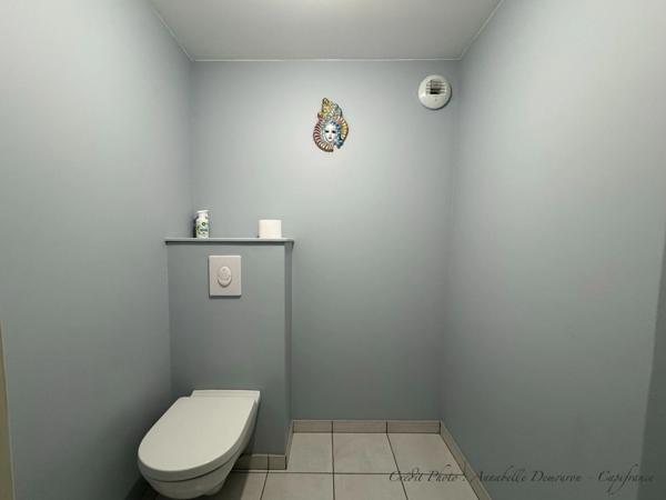 Appartement T4 CLERMONT-FERRAND quartier République / CHU Estaing, avec terrasses, cave et deux stationnements