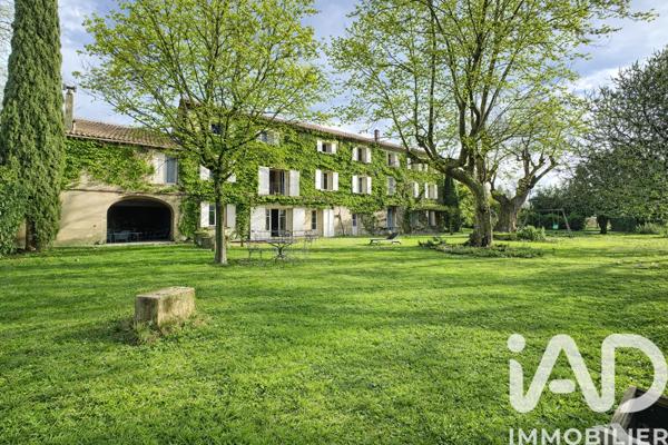 Maison à vendre 13 pièces 460 m² Orange