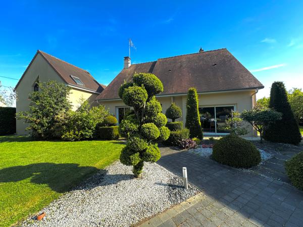 Maison individuelle de 275m² - 9 pièces