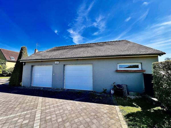 Maison individuelle de 275m² - 9 pièces