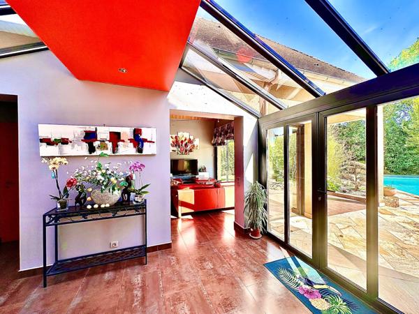 Maison individuelle de 275m² - 9 pièces