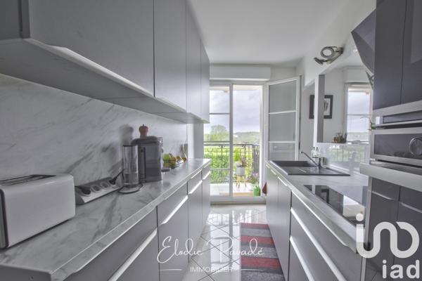 Appartement 3 pièces de 78 m² à Saint-Fargeau-Ponthierry (77310)