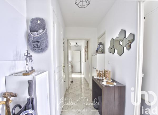 Appartement 3 pièces de 78 m² à Saint-Fargeau-Ponthierry (77310)