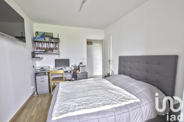 Appartement 3 pièces de 78 m² à Saint-Fargeau-Ponthierry (77310)