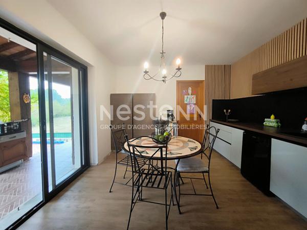 Propriété 150 m² corps de ferme rénové terrain 1,5 ha oliviers proche Carcassonne Trèbes atelier 25 m² environnement calme