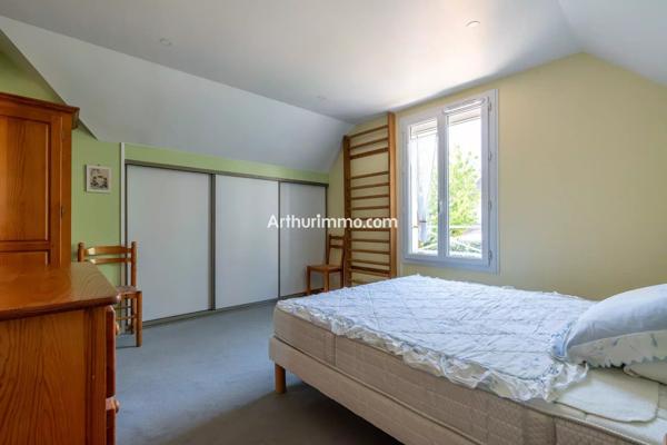 Vente                                                      Maison
                        
                     5 pièces                      112 m2                     à Sucy-en-Brie