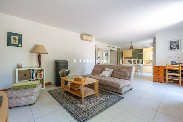 Vente                                                      Maison
                        
                     5 pièces                      112 m2                     à Sucy-en-Brie