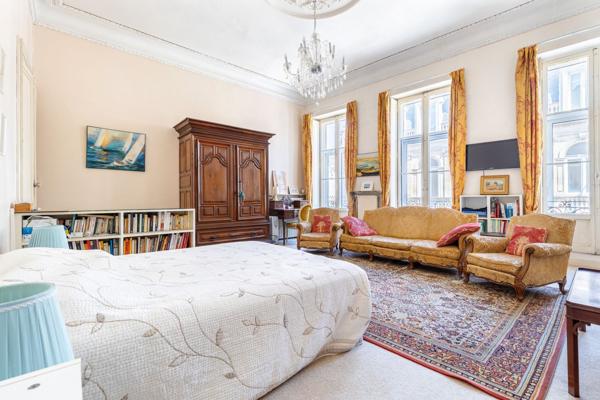 Vente Maison de luxe Bordeaux 12 Pièces 525 m²