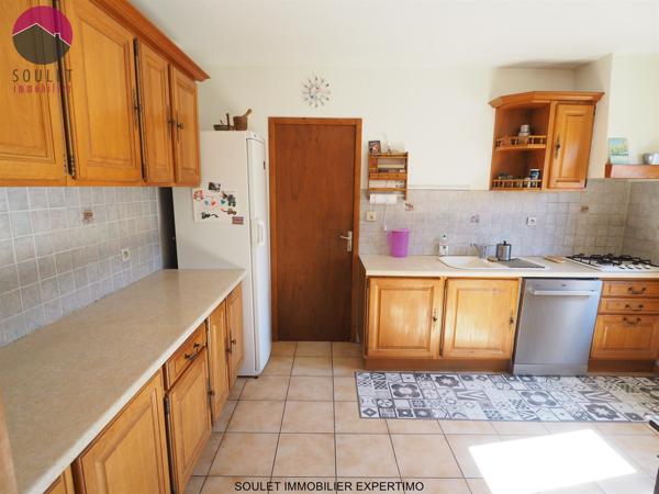 Crillon-le-Brave (84410) Belle villa avec garage double et jardin