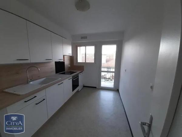Appartement à louer 2 pièces 52.9m² Pau (64000)