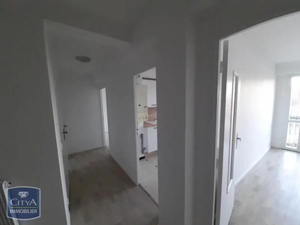 Appartement à louer 2 pièces 52.9m² Pau (64000)