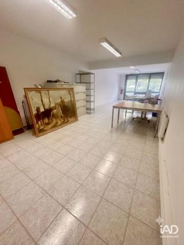 Location bureaux 50 m² La Chapelle-Saint-Luc