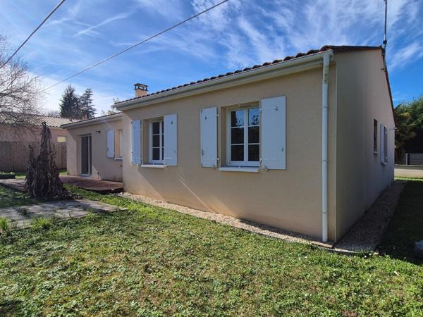 Plain-Pied, 3 chambres, secteur calme, 10 mn à pied des commerces, proche parc de Frégeneuil