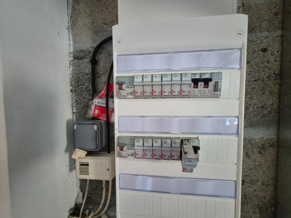 Plain-Pied, 3 chambres, secteur calme, 10 mn à pied des commerces, proche parc de Frégeneuil