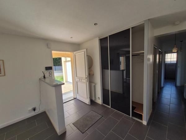 Plain-Pied, 3 chambres, secteur calme, 10 mn à pied des commerces, proche parc de Frégeneuil