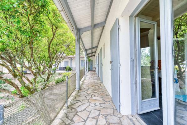 Vue sur les dunes et l'océan ! Une proposition rare à Saint Georges d'Oléron.