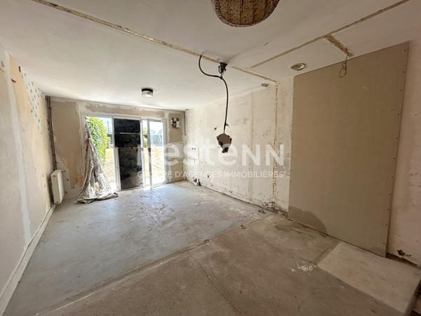 LONGERE EN PIERRES DE 128M² SUR JARDIN CLOS DE 1900M² À VENDRE SECTEUR CALME GIEVRES (LOIR ET CHER 41)