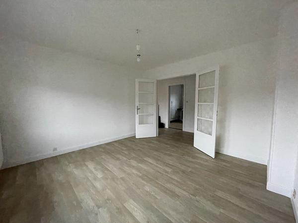 Appartement BALCON - 2 CHAMBRES - 1 BUREAU