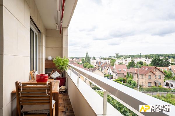 Appartement 4 pièce(s) 93.14 m2 519 000 € **  - Référence  4748