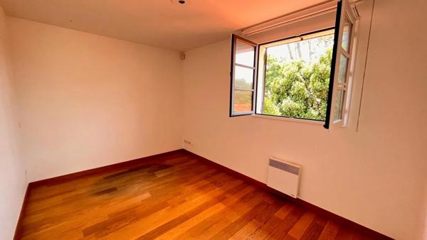 Bureau à vendre à Lacanau (33680)