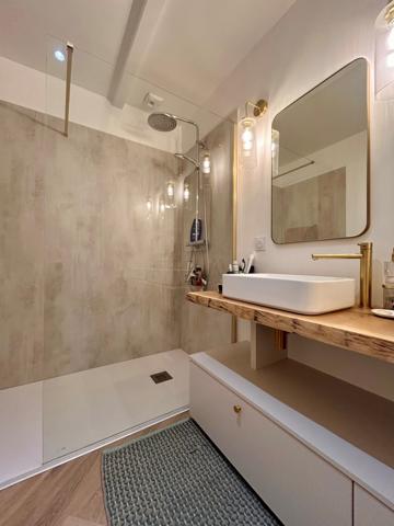 MAISON TYPE 8 - VOUNEUIL SOUS BIARD Vouneuil-sous-Biard (86580)