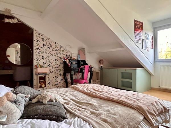 MAISON TYPE 8 - VOUNEUIL SOUS BIARD Vouneuil-sous-Biard (86580)