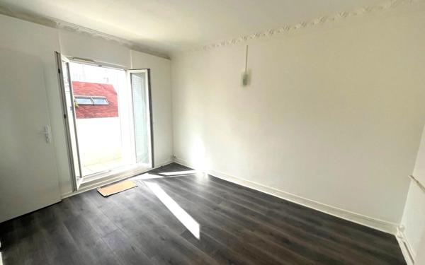 Appartement à louer    2 pièces • 16,25 m2 Vincennes