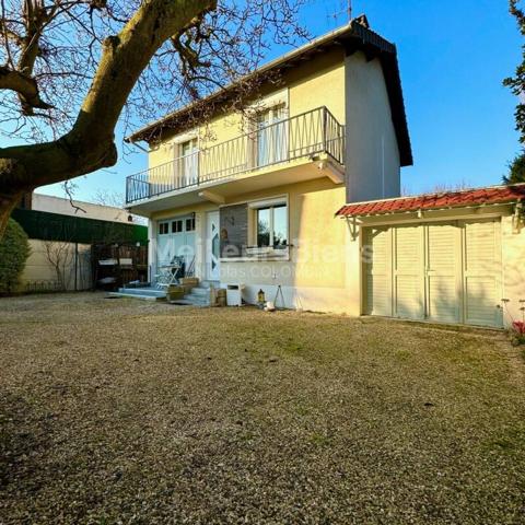 Vaujours proche du parc Poudrerie...