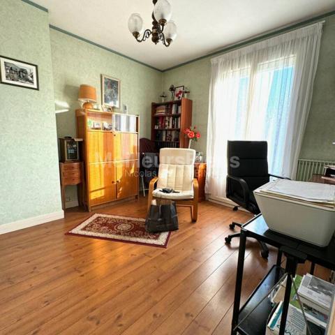 Vaujours proche du parc Poudrerie...