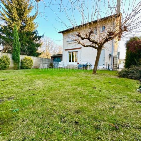 Vaujours proche du parc Poudrerie...