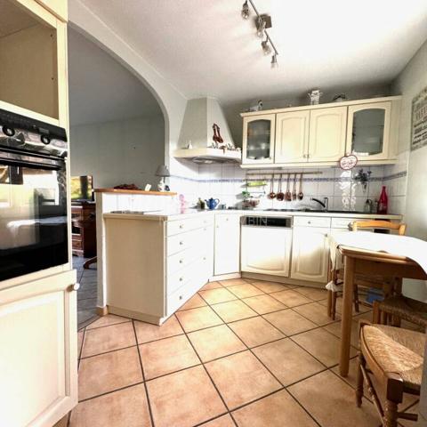 Vaujours proche du parc Poudrerie...