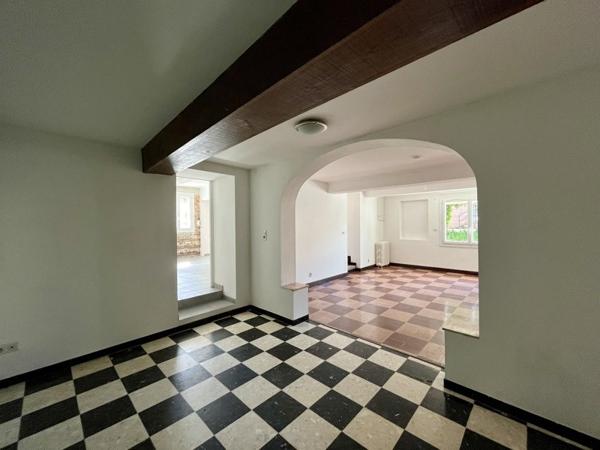 Maison à louer 1 380 € CC Lacroix-Falgarde 6 p 132 m² DPE D