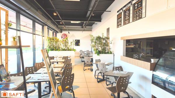 Fonds de brasserie, bar et sa belle terrasse ensoleillée dans un emplacement privilégié à fort passage.