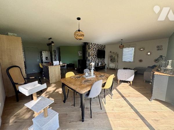 Pavillon 2016 : 4 pièce, 3 chambres.
