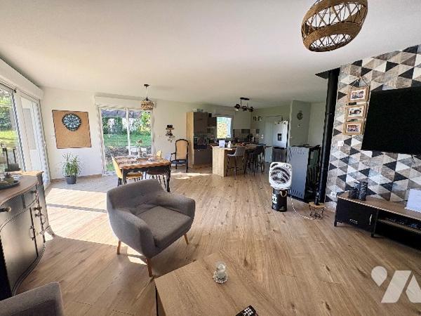Pavillon 2016 : 4 pièce, 3 chambres.