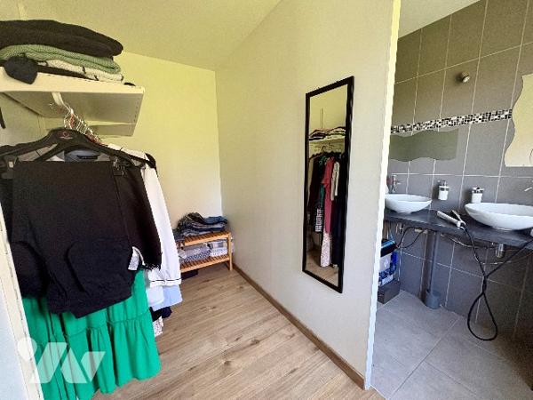 Pavillon 2016 : 4 pièce, 3 chambres.