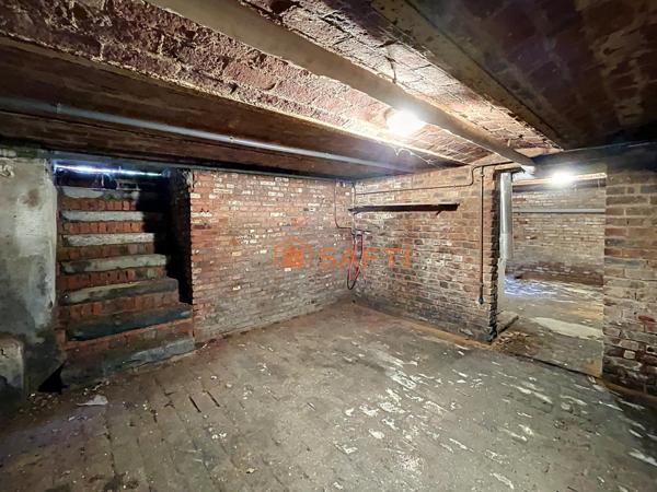 À vendre à Hirson – Maison de village avec cour, atelier cave et Magnifique grenier
