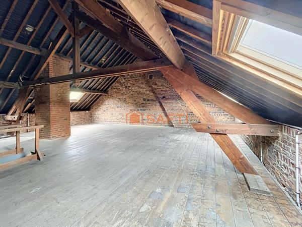 À vendre à Hirson – Maison de village avec cour, atelier cave et Magnifique grenier