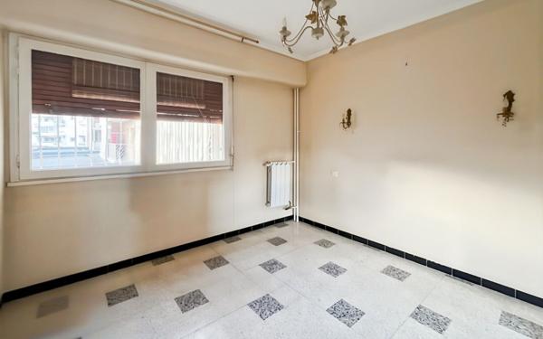 Appartement à vendre    4 pièces • 77 m2 La Valette-du-Var