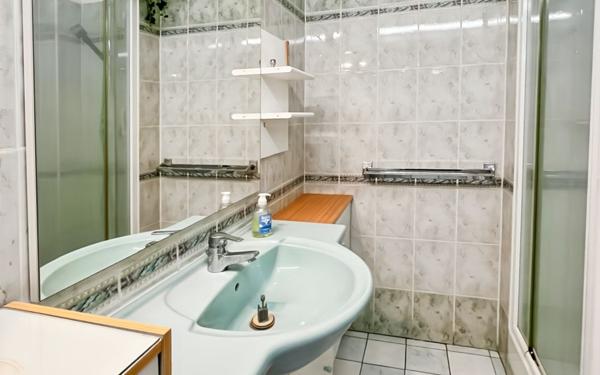 Appartement à vendre    4 pièces • 77 m2 La Valette-du-Var