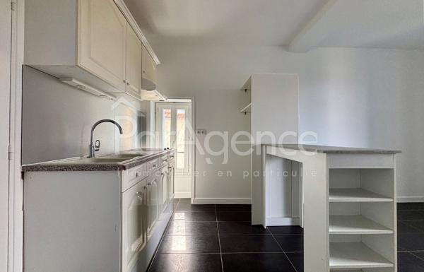 Appartement T2 rénové À 150 m de la plage