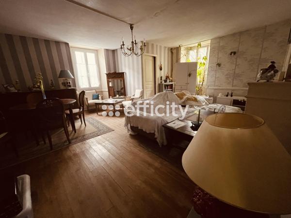 Maison
         10 pièces
        - 329 m² Exclusivité 241 000 € *