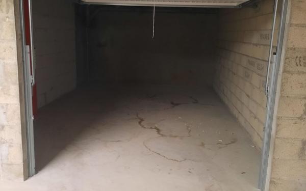 Stationnement à louer    15,10 m2 Annemasse