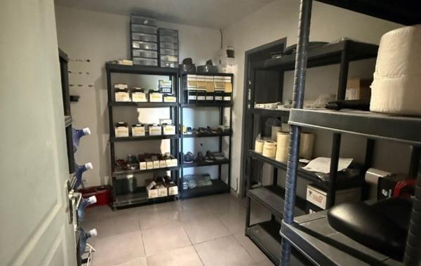 Vente Activité commerciale + garage Simiane-collongue   
