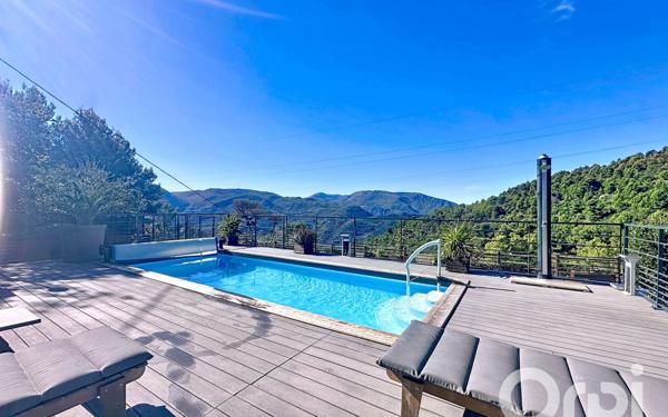 Maison à vendre    4 pièces •  La Roquette-sur-Var